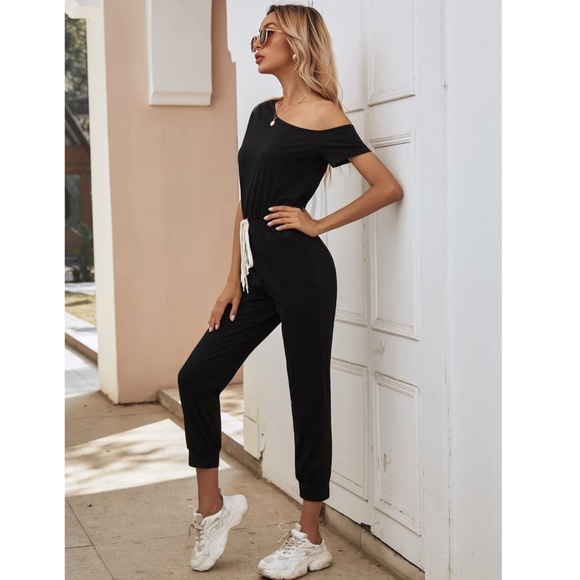 Contrast Tie Short Sleeve Black Jumpsuit - Picture 6 of 10